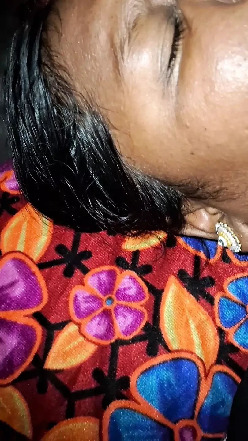 Devar k sath niche se chodiyai huyai meri
