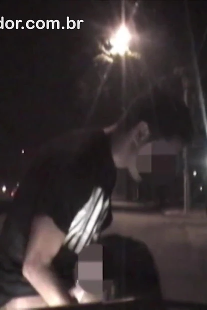 Девушка в машине