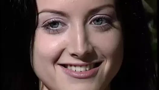 Fuarda adil bir sikiş