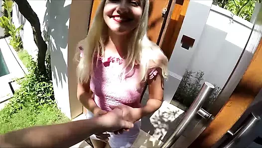 Azgın genç kadın tatilde becerdin