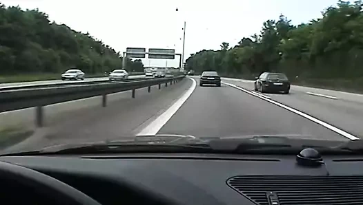 Muhteşem bir alman sarışın alır onu traş kedi sıcak cum ile püskürtülür