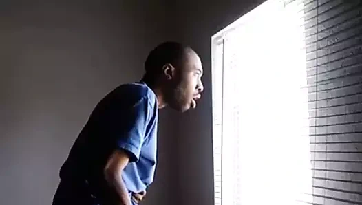 Büyük bir siyah gaf ile casusluk