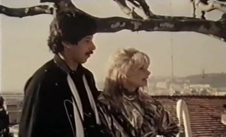 1 tatlı göğüsleri içinde orgy - 1982