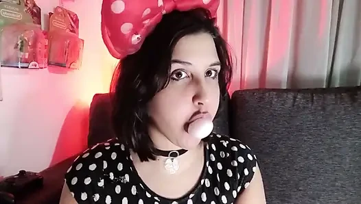 Baloncuk pisliği yapıyor - minnie kıyafeti - tavşan tezgahçı