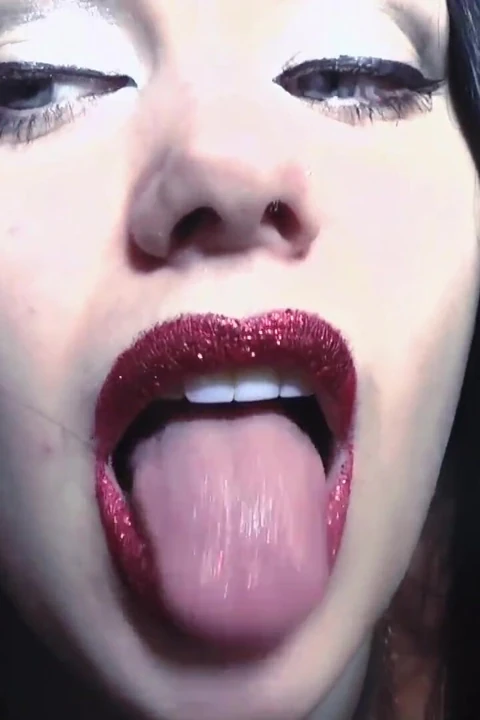 Succubus tohumunuza aç
