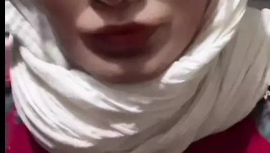 Kadın kılıklı köle çevrimiçi randevu ve numaralar