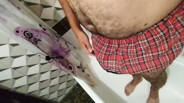 Пытаюсь кончить без члена в попе