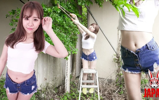 Wakana Mashiro'nun iş sonrası göbek deliği rutini