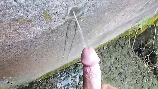 beton üzerine boşalmak