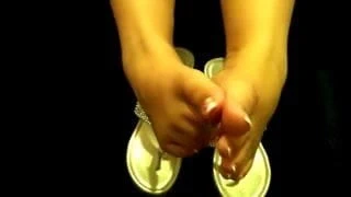 Ff24 Asyalı mai parmaklıyor