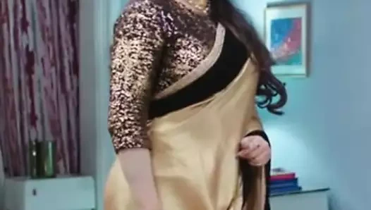 Büyük varlıkları olan güzel teyze