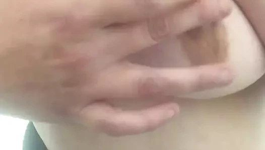 Büyük göğüslerim