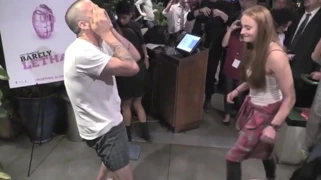 Sansa stark müthiş bir vuruş yapıyor