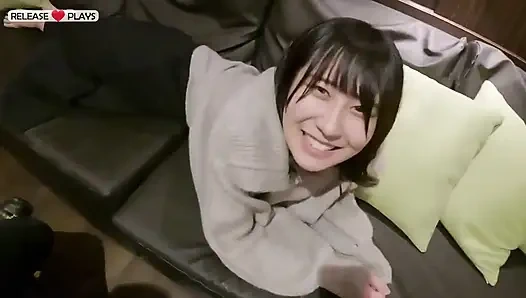 Üç ay boyunca, ideal kız arkadaşımın yaşayan döllenmesiyle çıkıyorum