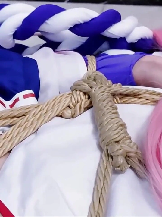 Anime Girls Cos bölüm 3