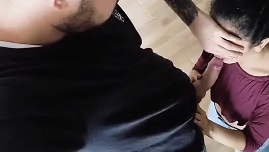 Bir eve gittik ve ondan beni emmesini istedim ve o sütümü yuttu