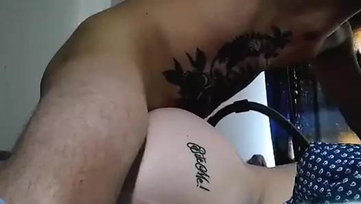 23 yaşındaki kız için derin anal dölleme