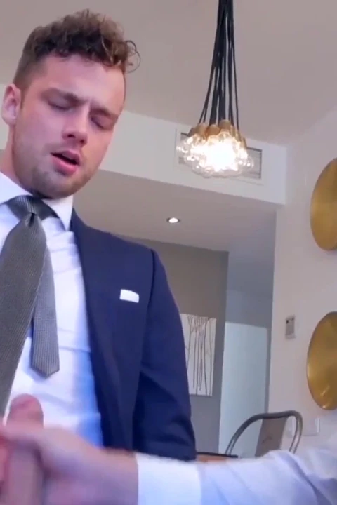 Menatplay - eşcinsel damon heart ve logan moore anal seks yapıyor