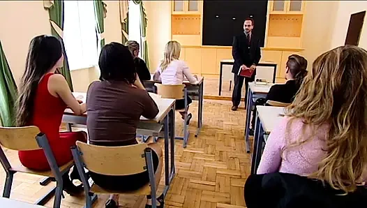 Stajyer sürtükler vahşi grup sikiş festivali