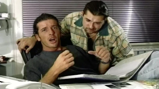 Busty karanlık saçlı Alman bebek kahrolası ona züppe içinde the ofis