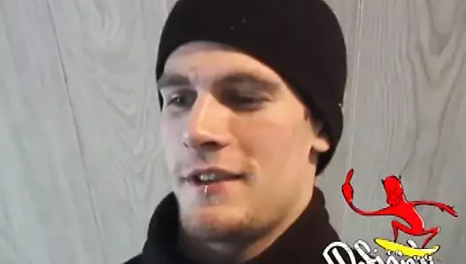 Düz oğlan jonathan atıyor