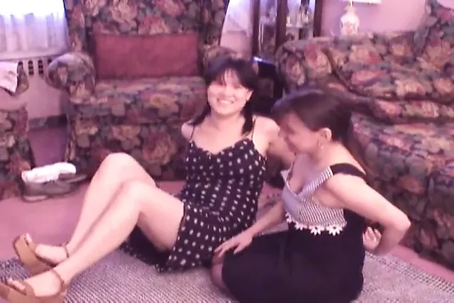 Benim olgun eş ile bir Asya genç becerdin