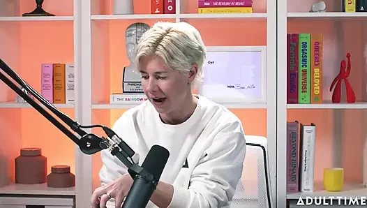 Titreme Kraliçesi Chanel Camryn | Adult Time Podcast
