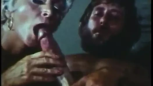 Orta yaşlı seksi kadın için iyi bir gün