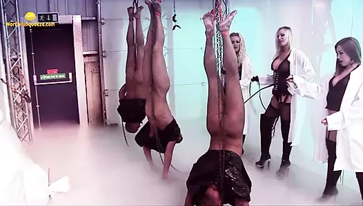 İnsanlar bağladılar ve vahşice becerdin