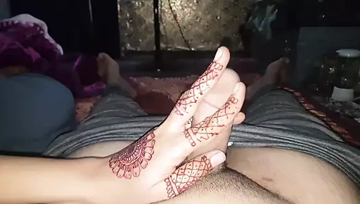 Üvey kız kardeş üvey erkek kardeşine mastürbasyon yapmaya başlıyor tam video