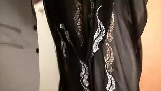 Seksi ve güzel bir kadının şehvetli sikişmesi için kötü bir sahne