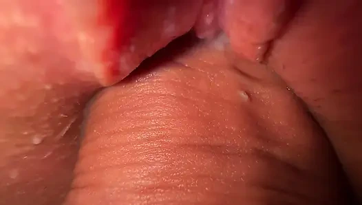 Üvey kız kardeşinin sıkı amını sikiyorum