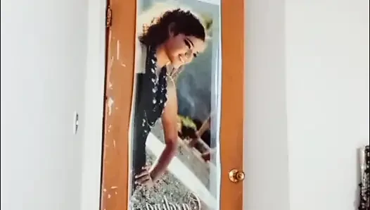 Oyuncağımla geliyorum