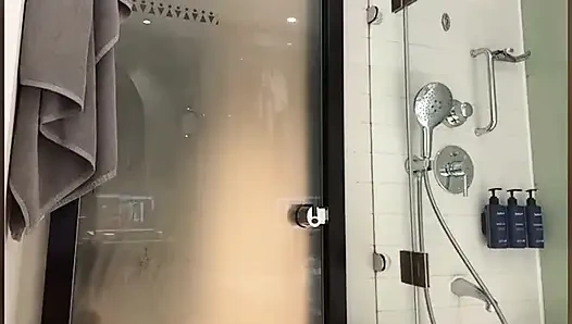 Anal çok sert sikiliyor