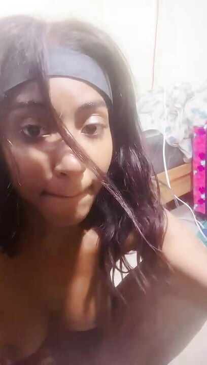 Seksi kız seni bekliyor