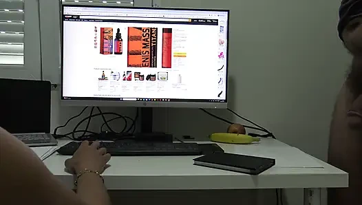 Gerçek üvey anne kendi üvey oğlu için penis büyütme ürünleri sipariş !!