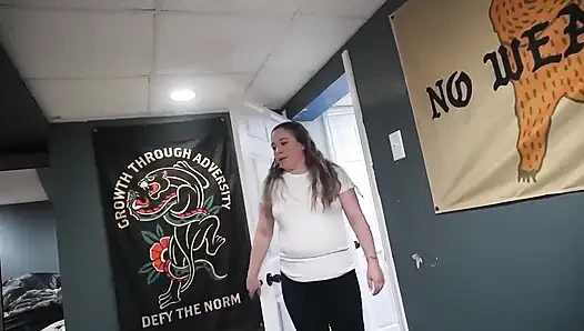 Ev arkadaşları pawg kız arkadaşını aldatıyor