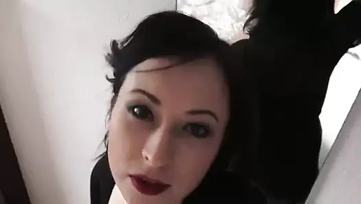 Wanilianna otel odasında tek başına