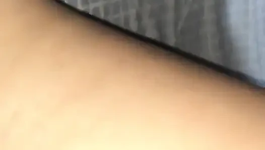 Evli MILF bana şöyle diyor: Hadi atlayalım