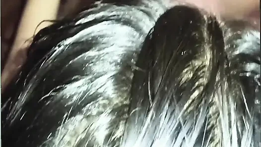 Geceleri sikimi Divya'nın ağzına sokuyorum.