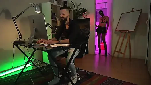 Profesyonel gibi sikişiyor