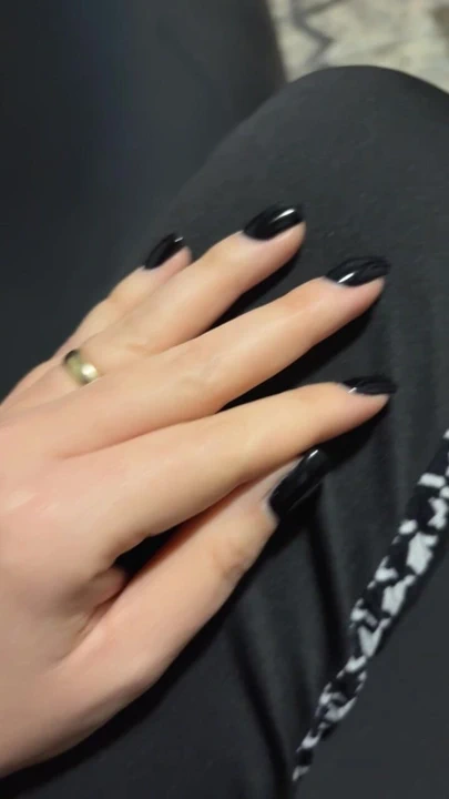 Bir kadının vücut dili ayakkabılarıyla başlar. Ne diyorum ben?