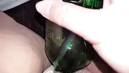 İngiliz şişe sikme