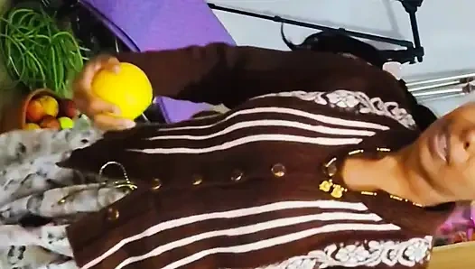 Üniversiteli kız amcık Hintçe ses ve desi tarzı ateşli seks.