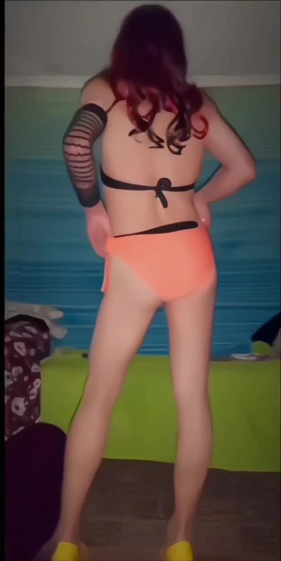 Muhteşem turuncu bikinili alt göt teaser'ım