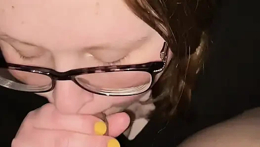 Büyük götlü beyaz iri güzel kadın vato tarafından sikiliyor