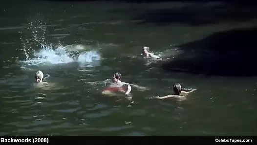 Celebrity hayie duff ıslak bikini ve seksi film sahneleri