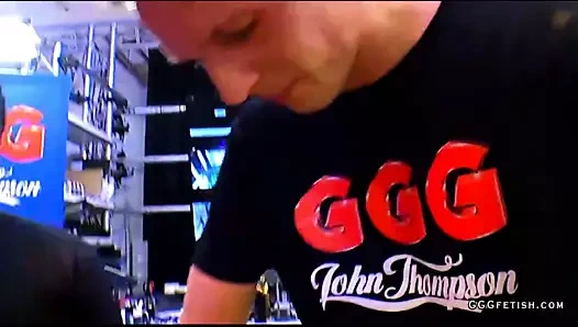 Irklararası toplu tecavüz ve bukkakes üzerinde sürtük lucie