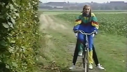 Tabu klasikleri: young dolls