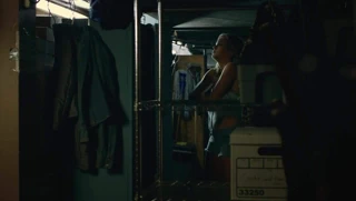 Danielle panabaker - kızlar erkeklere karşı